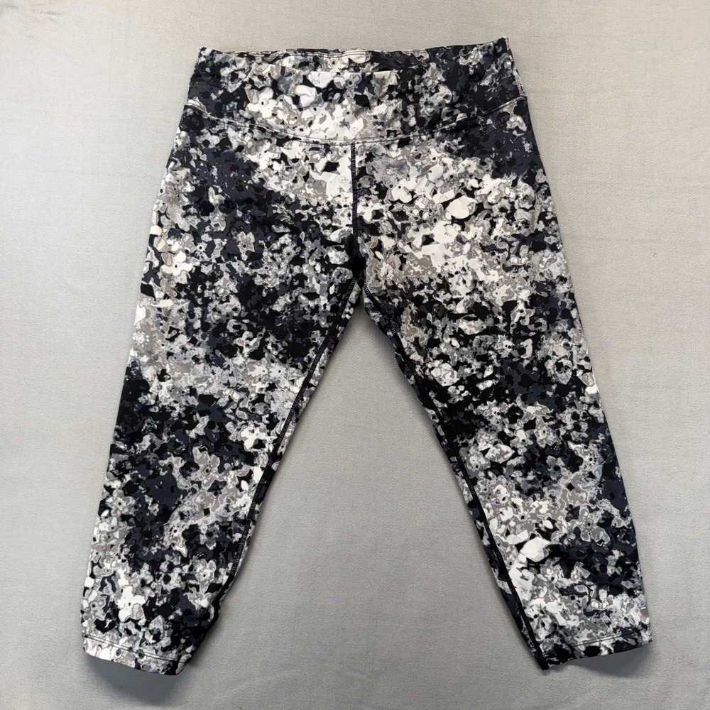 Calvin Klein Performance Leggings Womens M Black White Abstract Splatter Crop